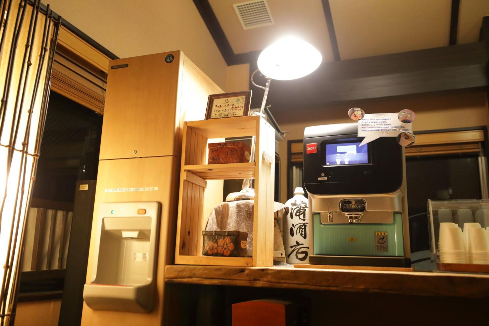 미야마 오안 교리츠 리조트 다카야마 외부 사진 A coffee shop in Japan