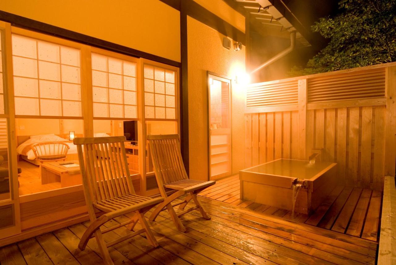 미야마 오안 교리츠 리조트 다카야마 외부 사진 A private onsen