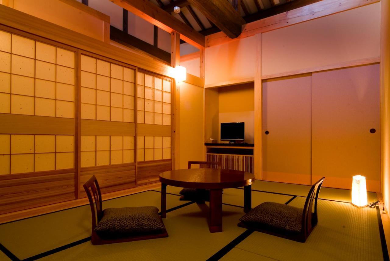 미야마 오안 교리츠 리조트 다카야마 외부 사진 A traditional Japanese room