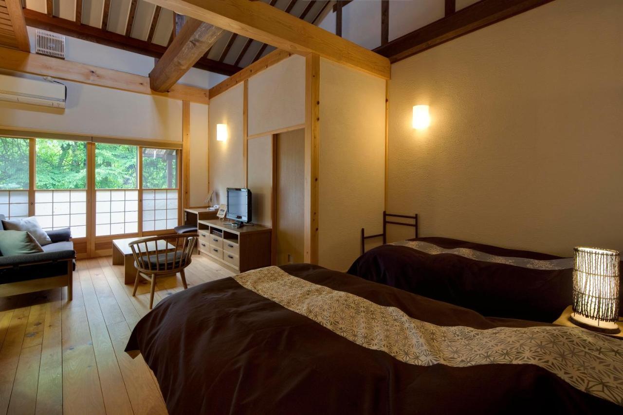 미야마 오안 교리츠 리조트 다카야마 외부 사진 A room at the Hoshino Resorts Karuizawa Hida